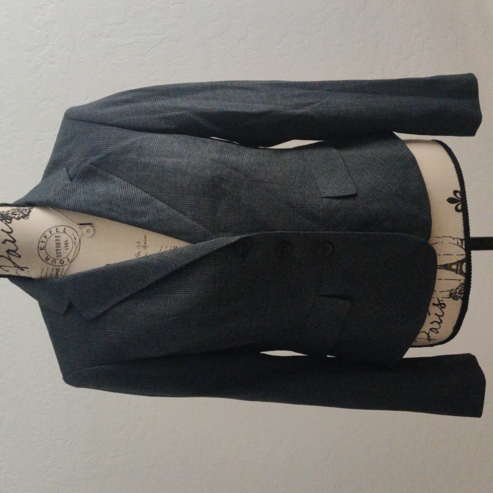 Jones New York Navy Multicolored Blazer (4) Like New, never worn